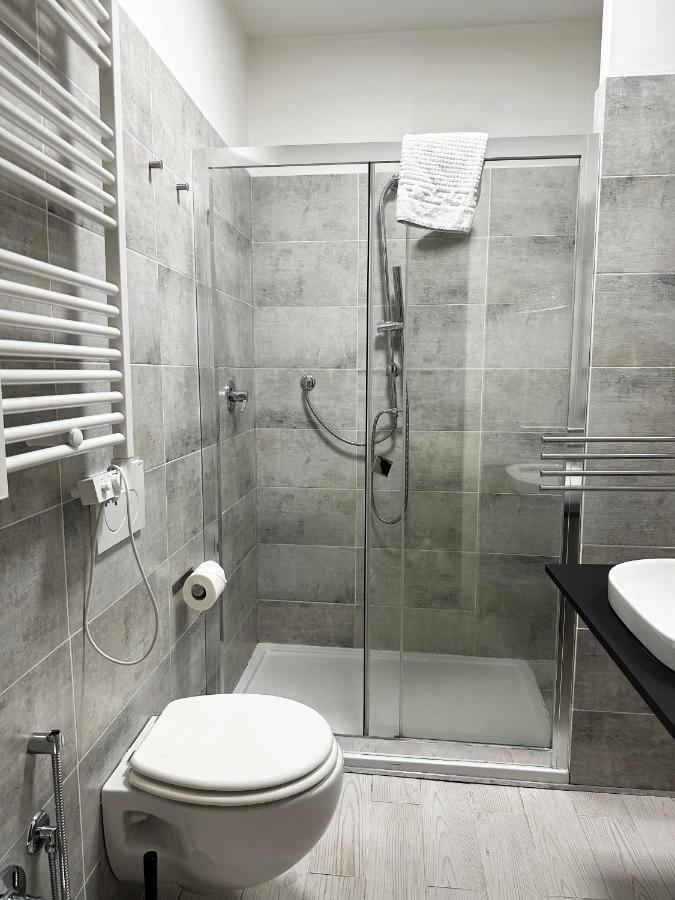 Casa Mancas - Luxury Rooms เวโรนา ภายนอก รูปภาพ