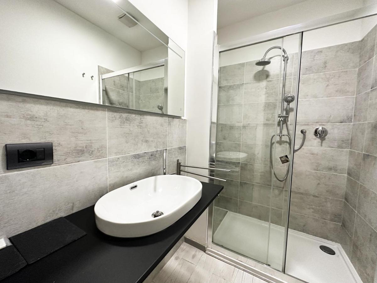 Casa Mancas - Luxury Rooms เวโรนา ภายนอก รูปภาพ